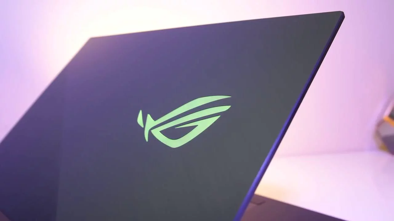 Asus ROG Scar III G531GV Review - A Portable Gaming Beast 11